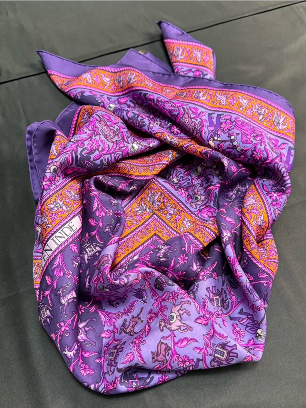 Hermes Silk Scarf Chasse En Inde Purple Orange India Hunter Tiger Elephant Horse - Picture 11 of 12